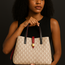 Bolsa Feminina De Couro Grande CH Premium